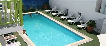 Ξενοδοχείο Siren And
